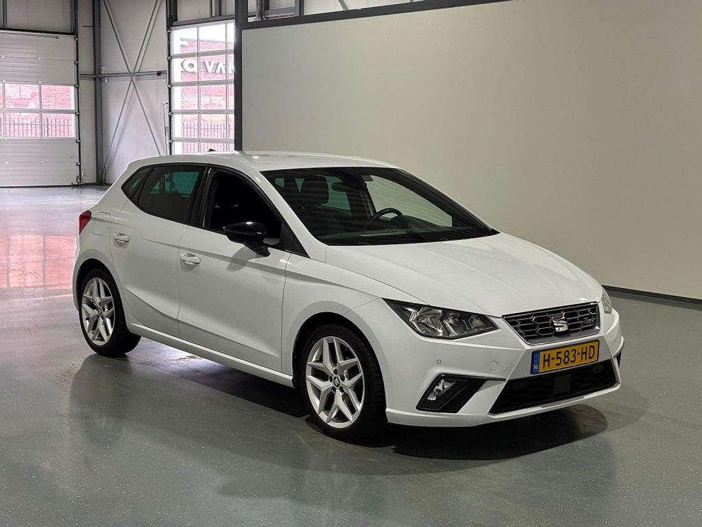 Seat Ibiza 1.0 TSI FR Business Intense - Petrol - Manual - 95 hp - 114.050 km