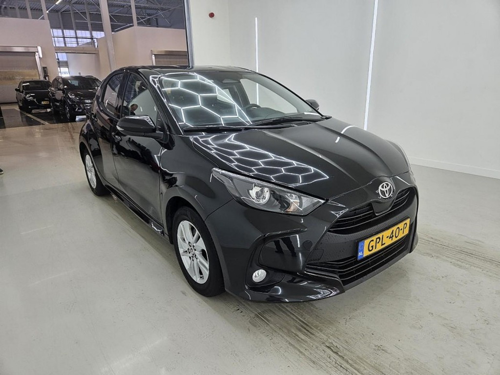 Toyota Yaris 1.5 Active - Hybrid - Automatic - 92 hp - 63.194 km