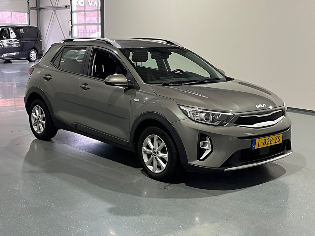 Kia Stonic 1.0 T-GDI DynamicLine - Petrol - Manual - 99 hp - 85.241 km