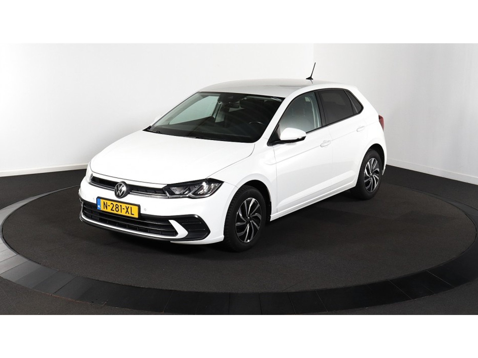 Volkswagen Polo 1.0 TSI Life - Petrol - Manual - 95 hp - 166.364 km