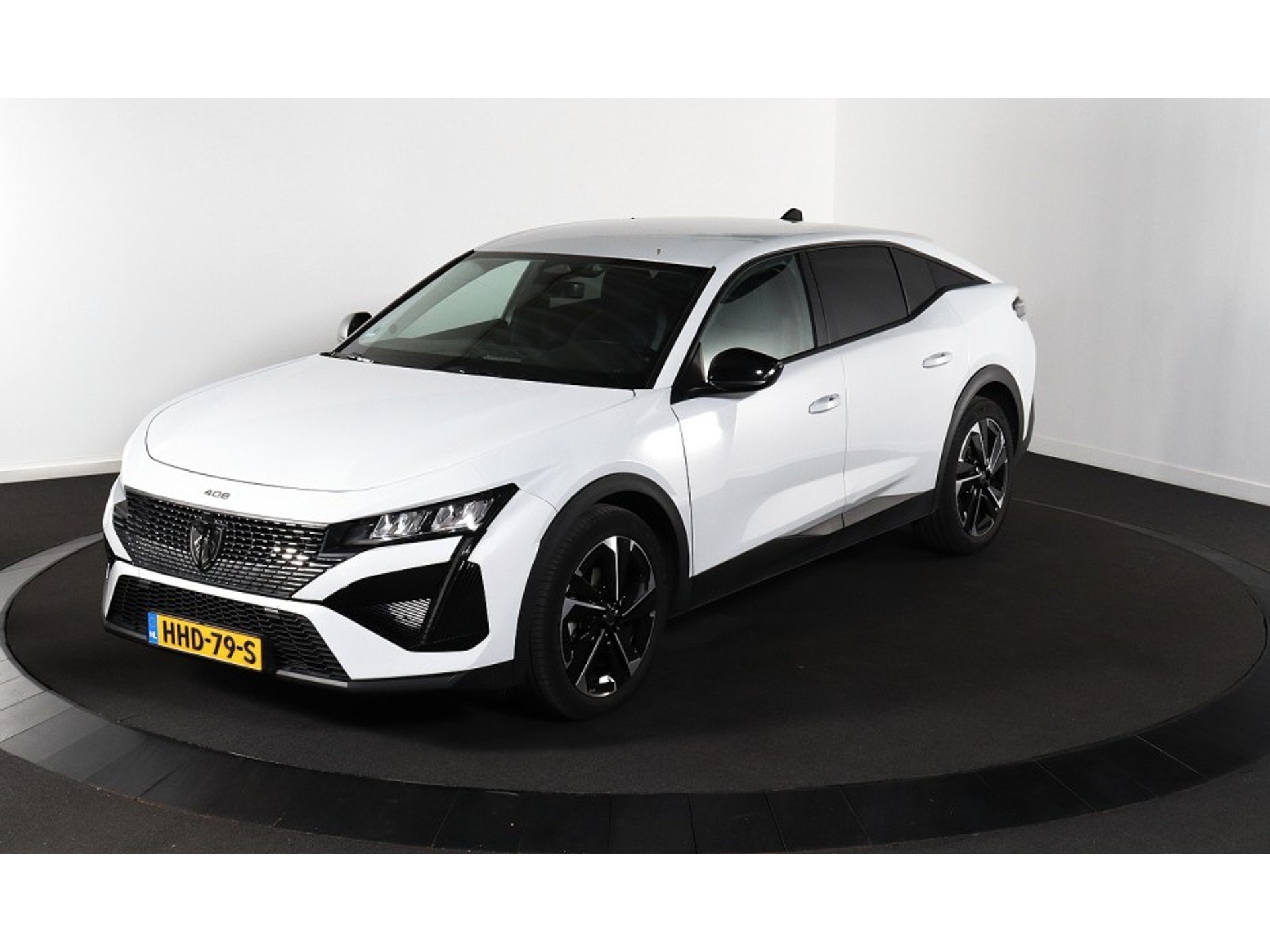 Peugeot 408 1.2 Allure - Hybrid - Automatic - 136 hp - 43.640 km
