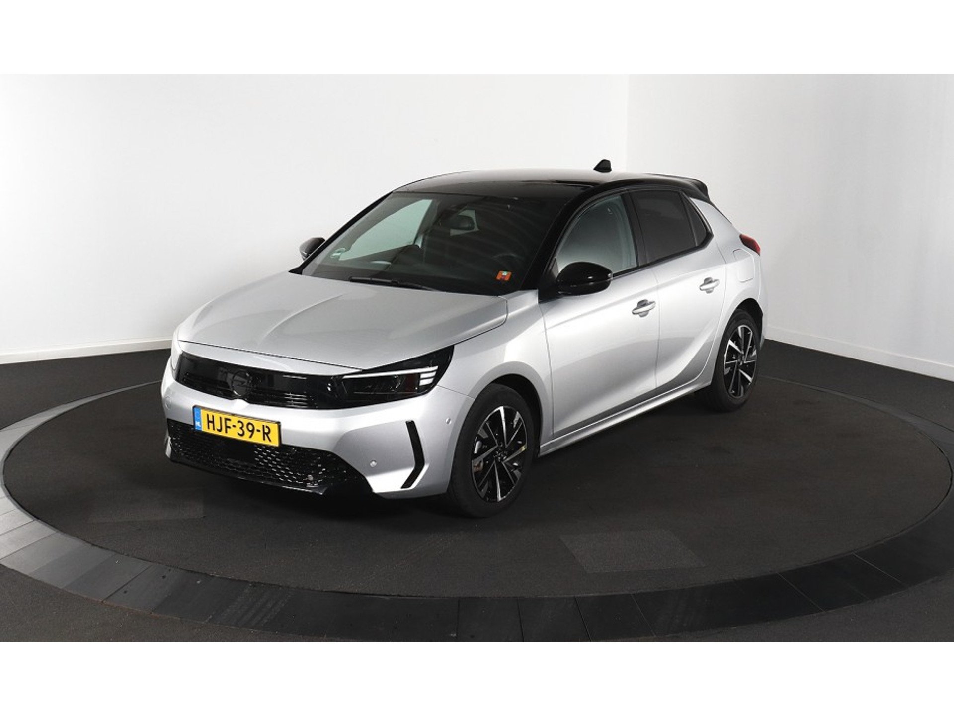 Opel Corsa 1.2 GS - Hybrid - Automatic - 136 hp - 29.305 km