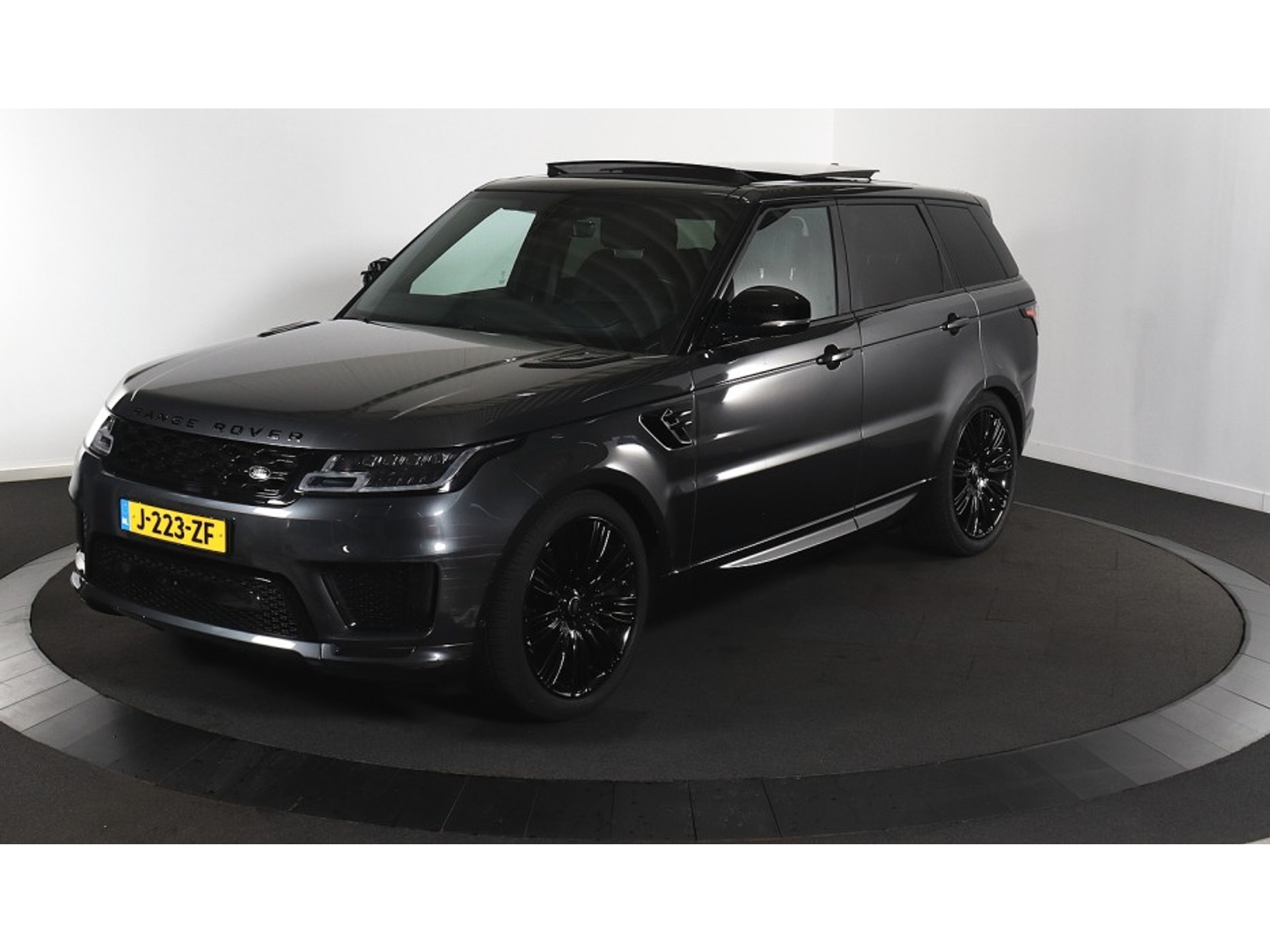 Land Rover Range Rover Sport 3.0 SDV6 HSE Dynamic - AWD - Diesel - Automatic - 306 hp - 92.470 km