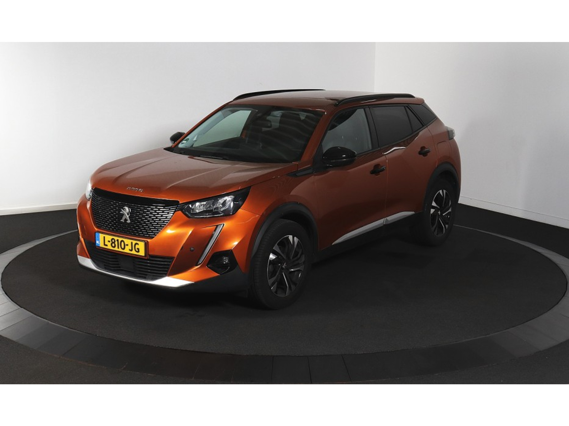 Peugeot 2008 1.2i Allure Pack - Petrol - Manual - 101 hp - 73.133 km