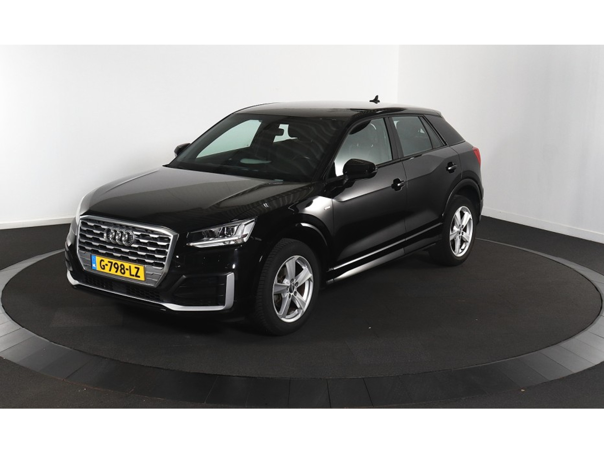 Audi Q2 35 TFSI S Edition - Petrol - Automatic - 150 hp - 104.693 km