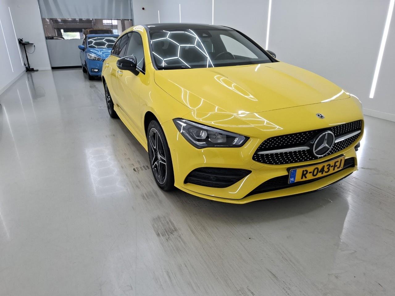 Mercedes-Benz CLA Shooting Brake 250e AMG Line - Hybrid - Automatic - 160 hp - 112.057 km