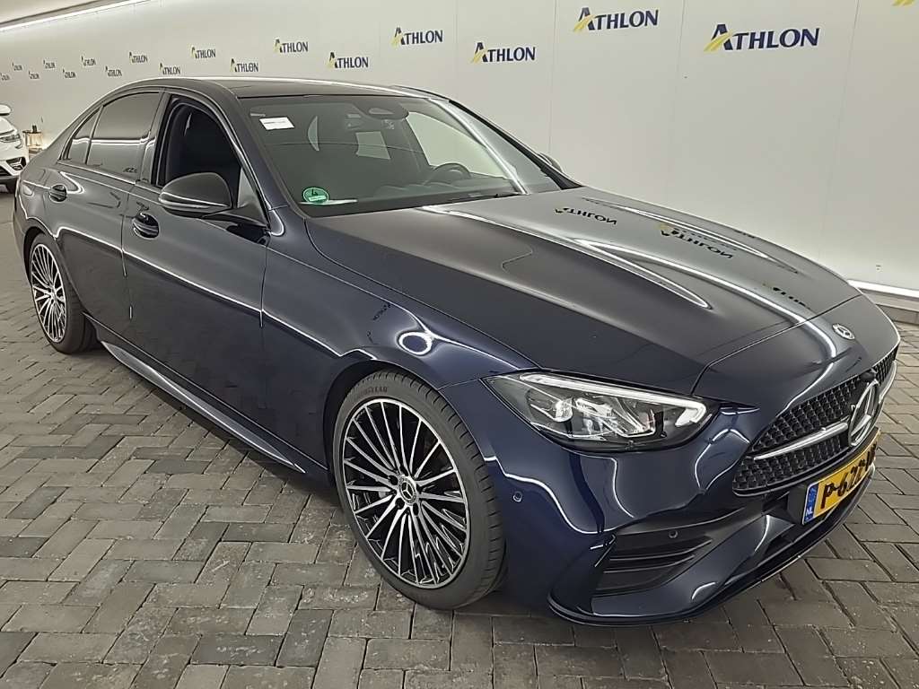 Mercedes-Benz C 180 AMG Line - Petrol - Automatic - 170 hp - 46.359 km
