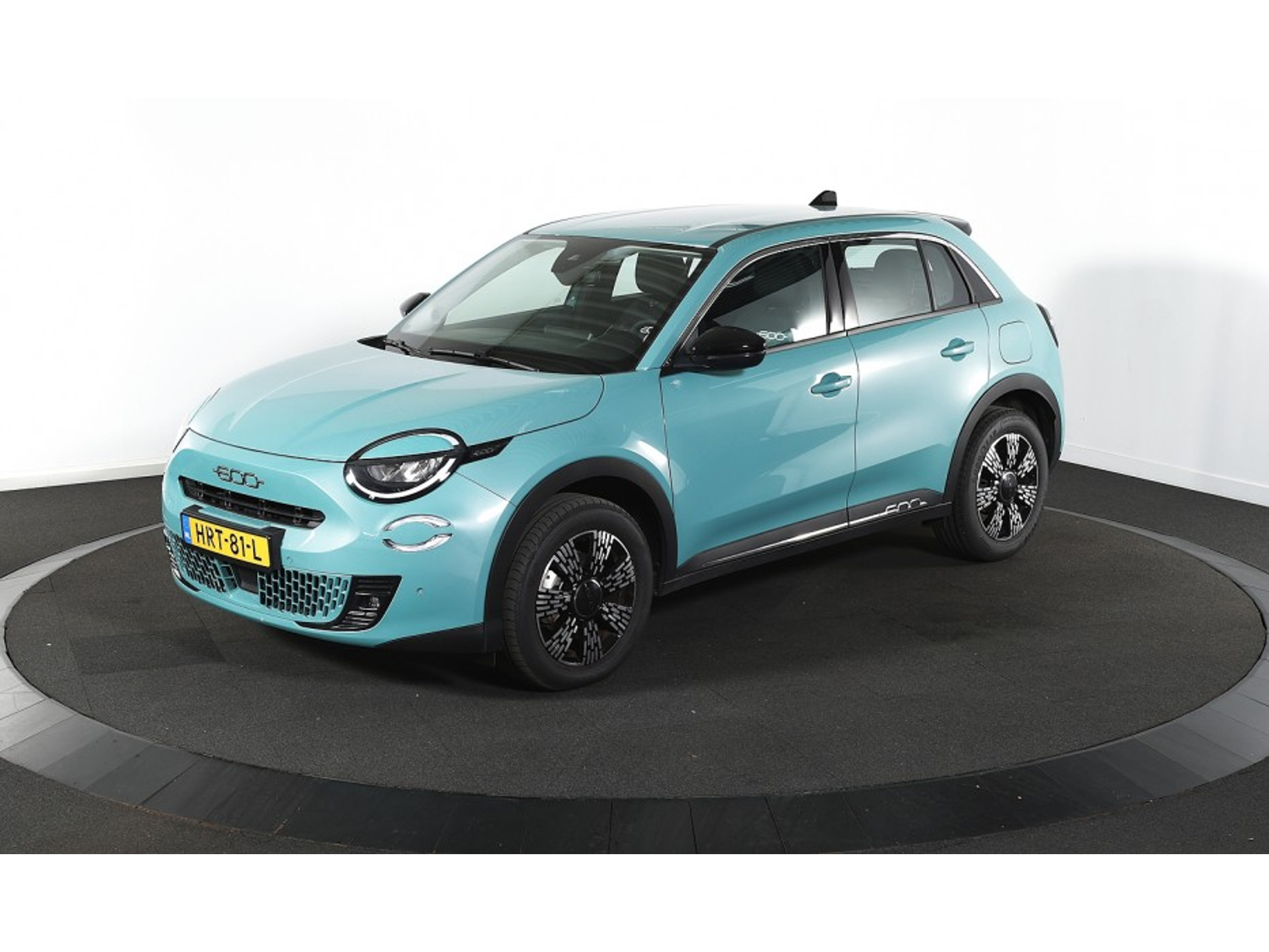 Fiat 600 1.2 Pop - Petrol - Automatic - 101 hp - 32.170 km