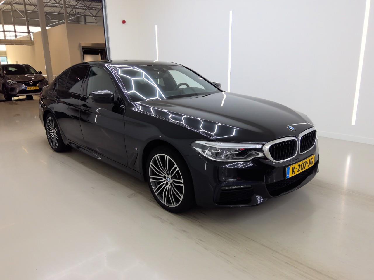 BMW 5 Series 530e High Executive M sport - Hybrid - Automatic - 184 hp - 131.946 km