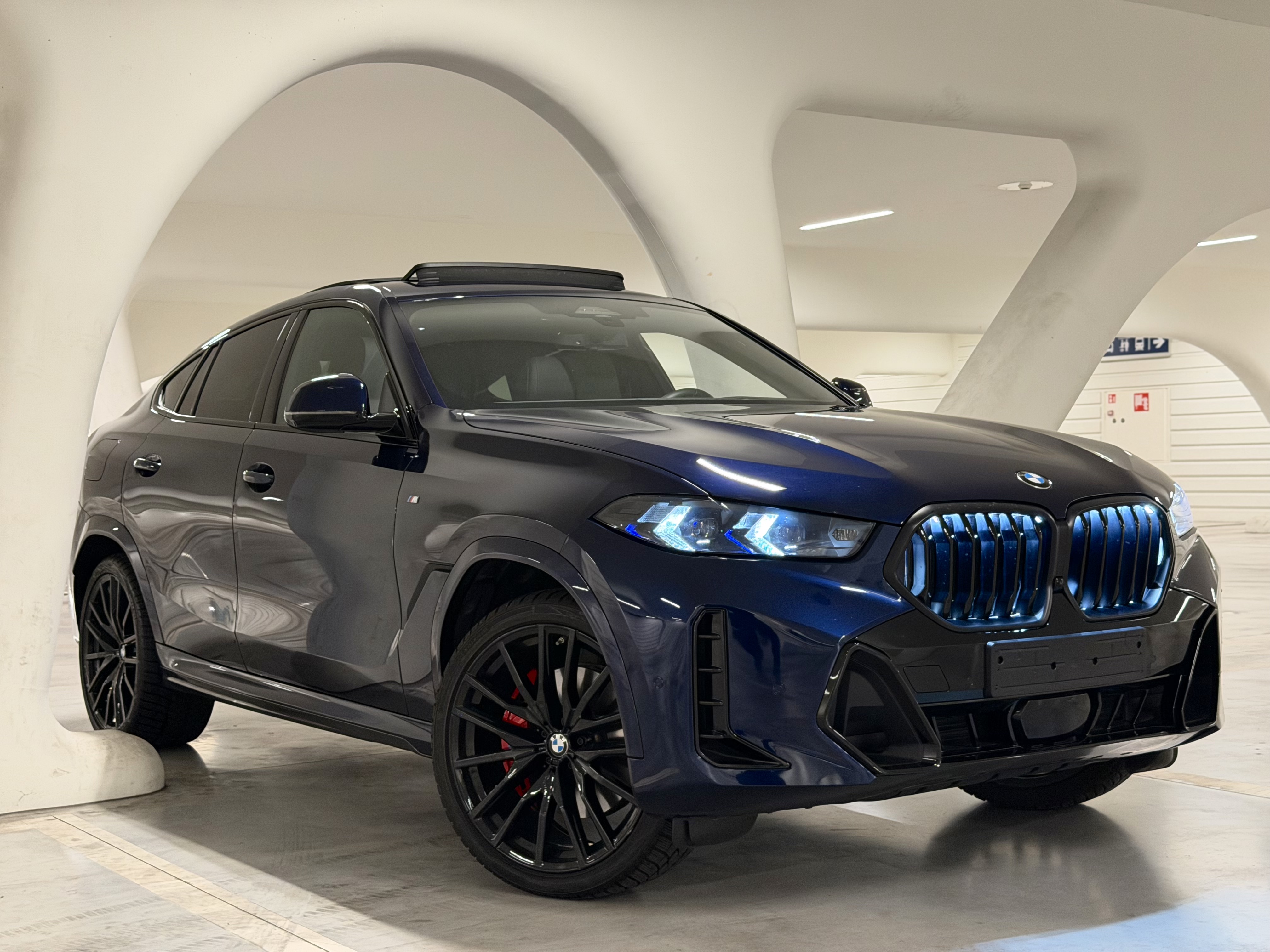 BMW X6 30d M Sport - xDrive - Diesel - Automatic - 286 hp - 23.915 km