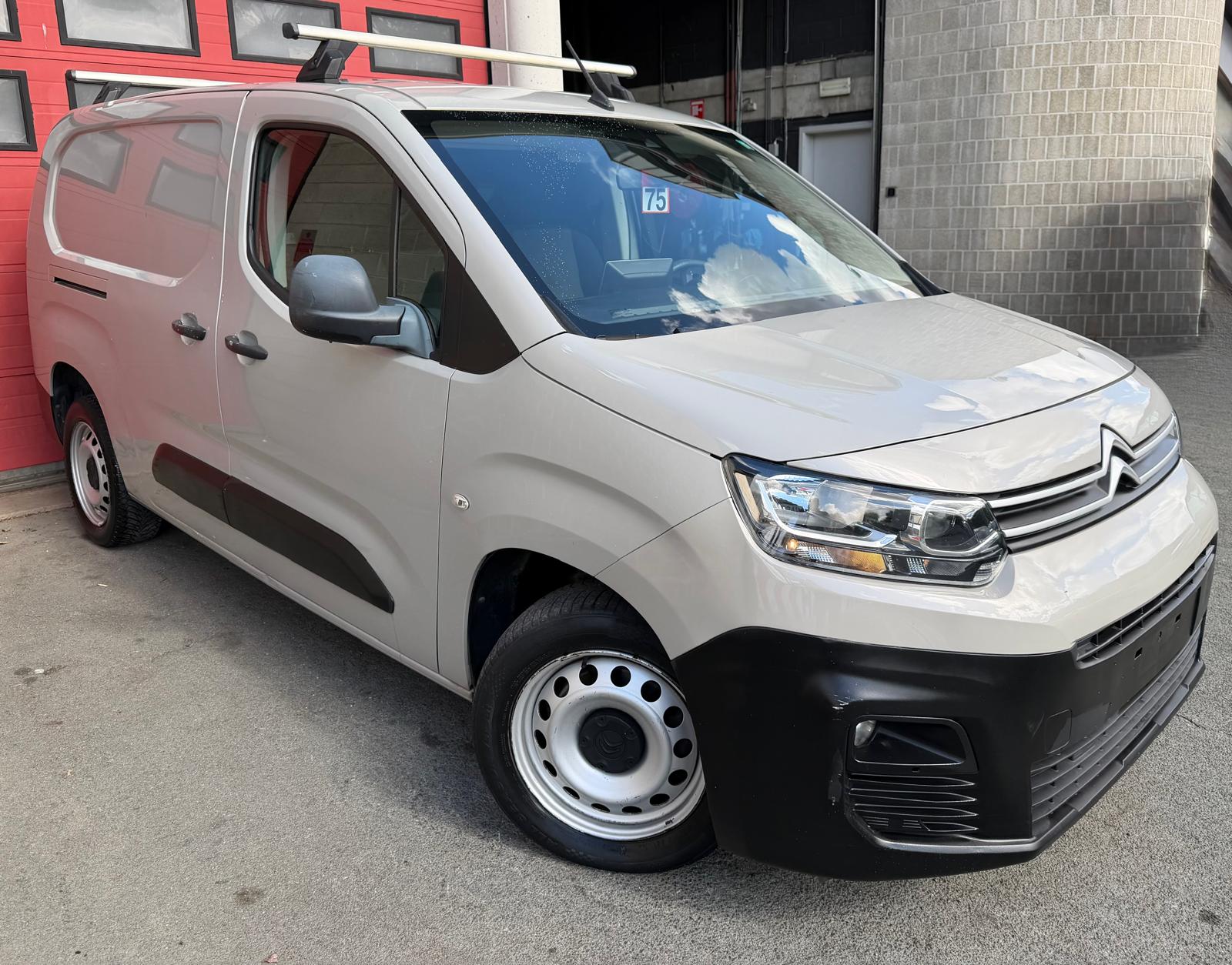 Citroën Berlingo XL 1.6 HDI Club - Diesel - Manual - 100 hp - 128.752 km