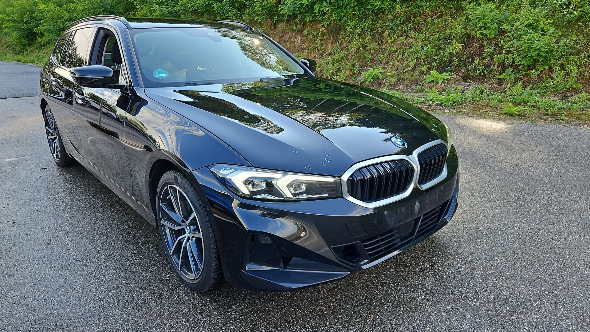 BMW 3 Series Touring 330e - Hybrid - Automatic - 184 hp - 59.705 km