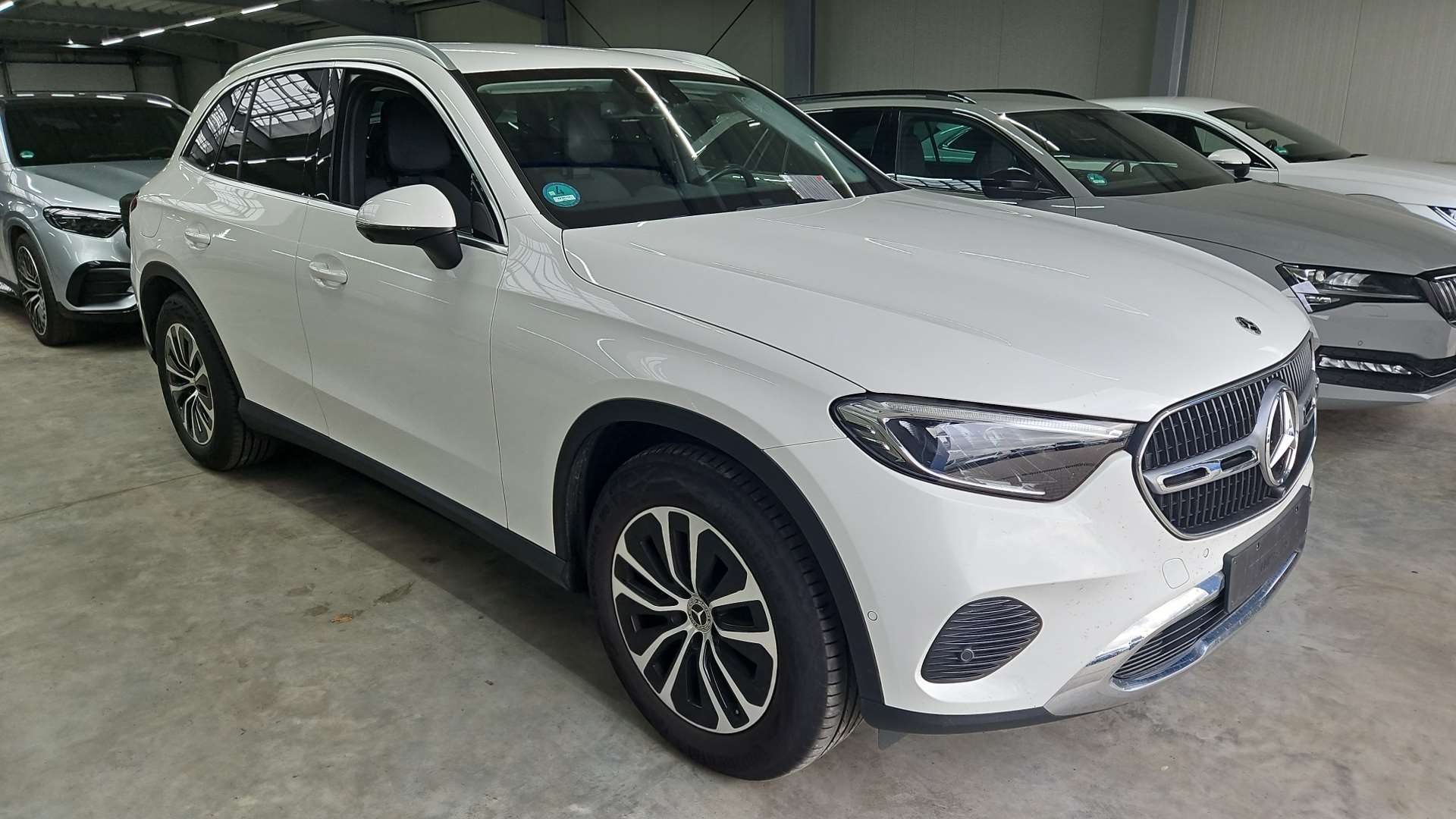 Mercedes-Benz GLC 220d Avantgarde Advanced - 4-Matic - Diesel - Automatic - 197 hp - 102.901 km