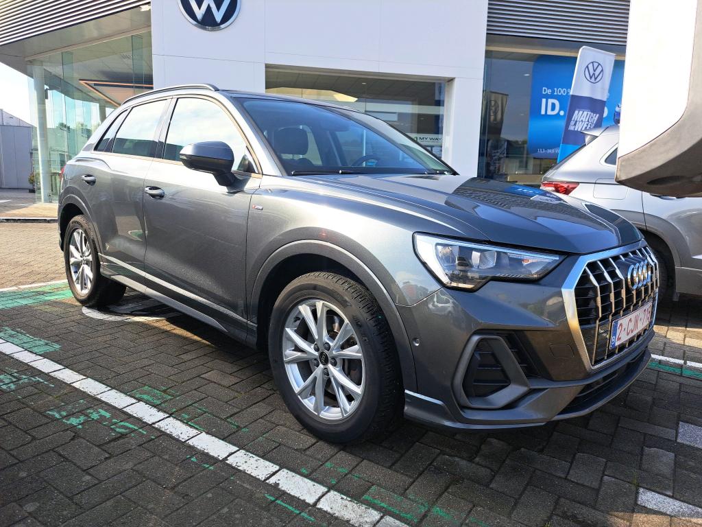 Audi Q3 45 TFSIe S Line - Hybrid - Automatic - 150 hp - 114.238 km