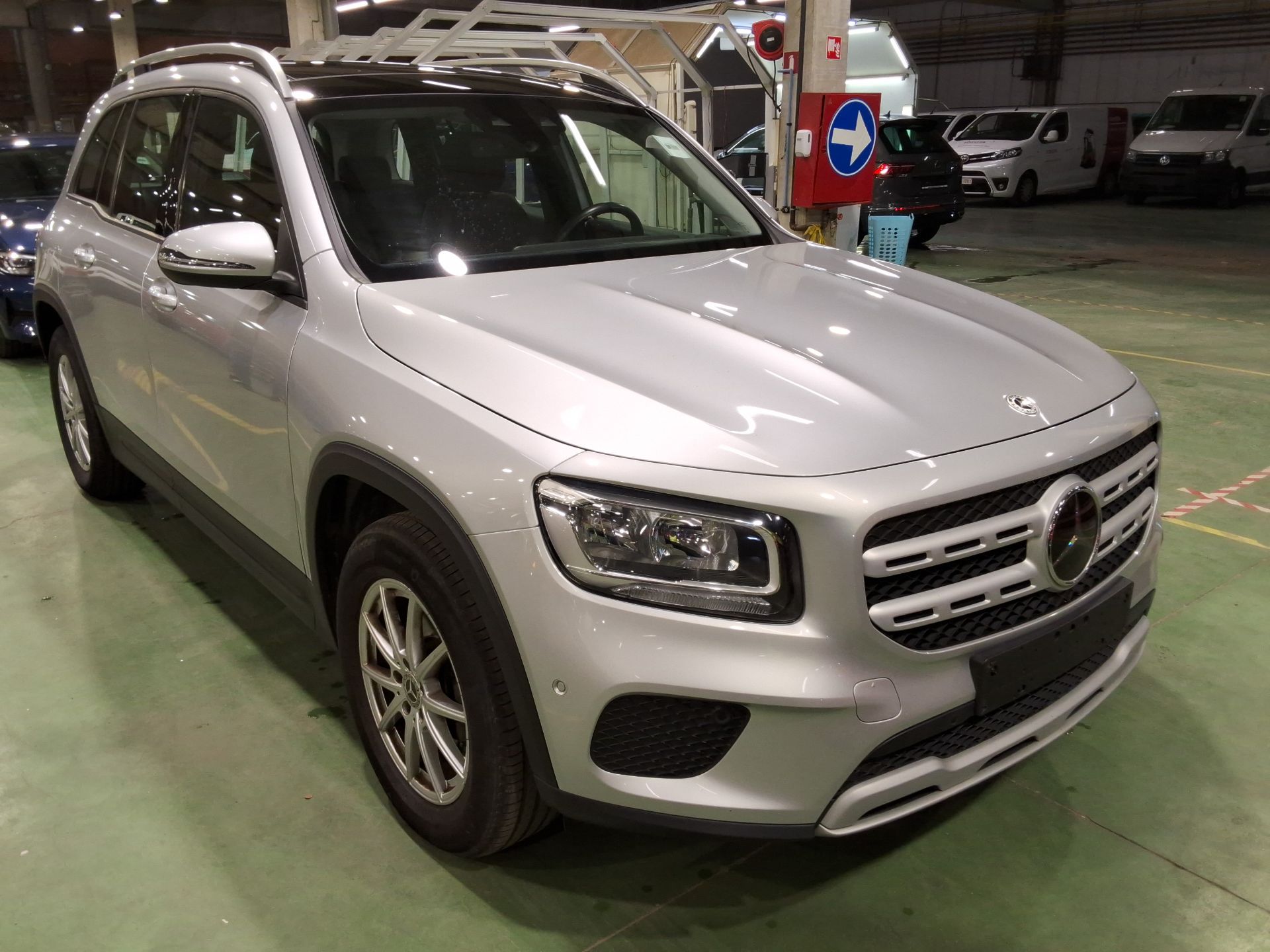 Mercedes-Benz GLB 180d Business Solution - Diesel - Automatic - 116 hp - 108.963 km