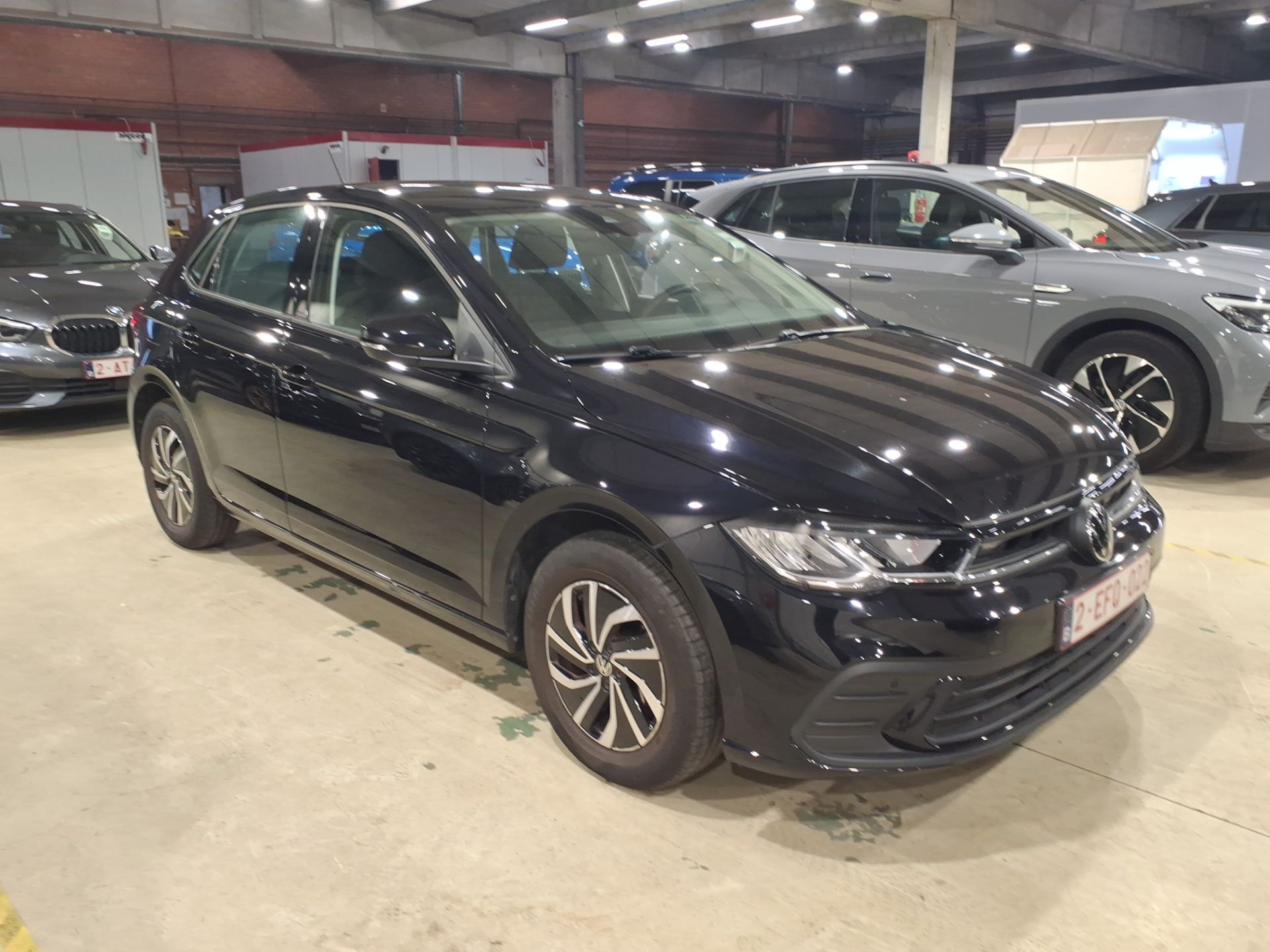 Volkswagen Polo 1.0 TSI Life Business - Petrol - Manual - 95 hp - 23.384 km