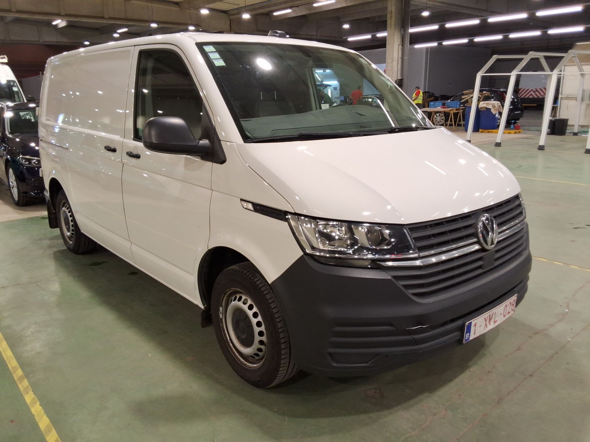 Volkswagen Transporter 2.0 TDI - Diesel - Manual - 150 hp - 151.756 km