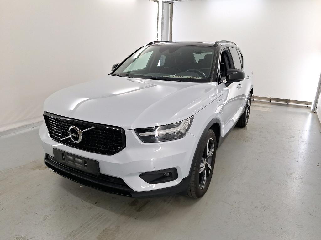 Volvo XC40 1.5 T5 R-Design - Hybrid - Automatic - 180 hp - 137.972 km