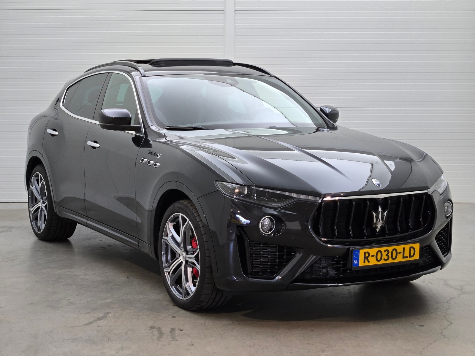 Maserati Levante 3.0 Modena - Petrol - Automatic - 430 hp - 72.260 km