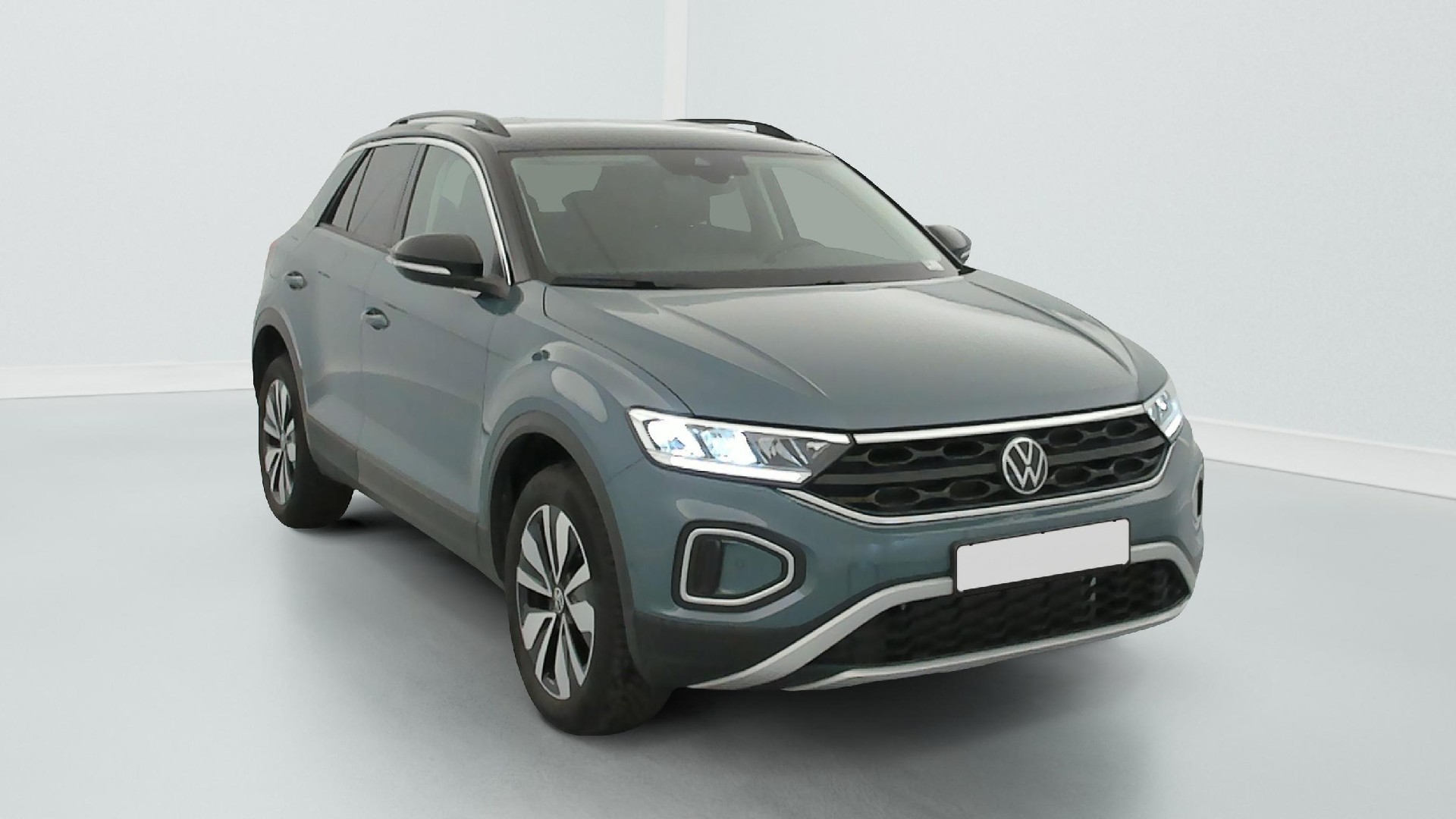 Volkswagen T-ROC 2.0 TDI Life Plus - Diesel - Automatic - 150 hp - 15.013 km