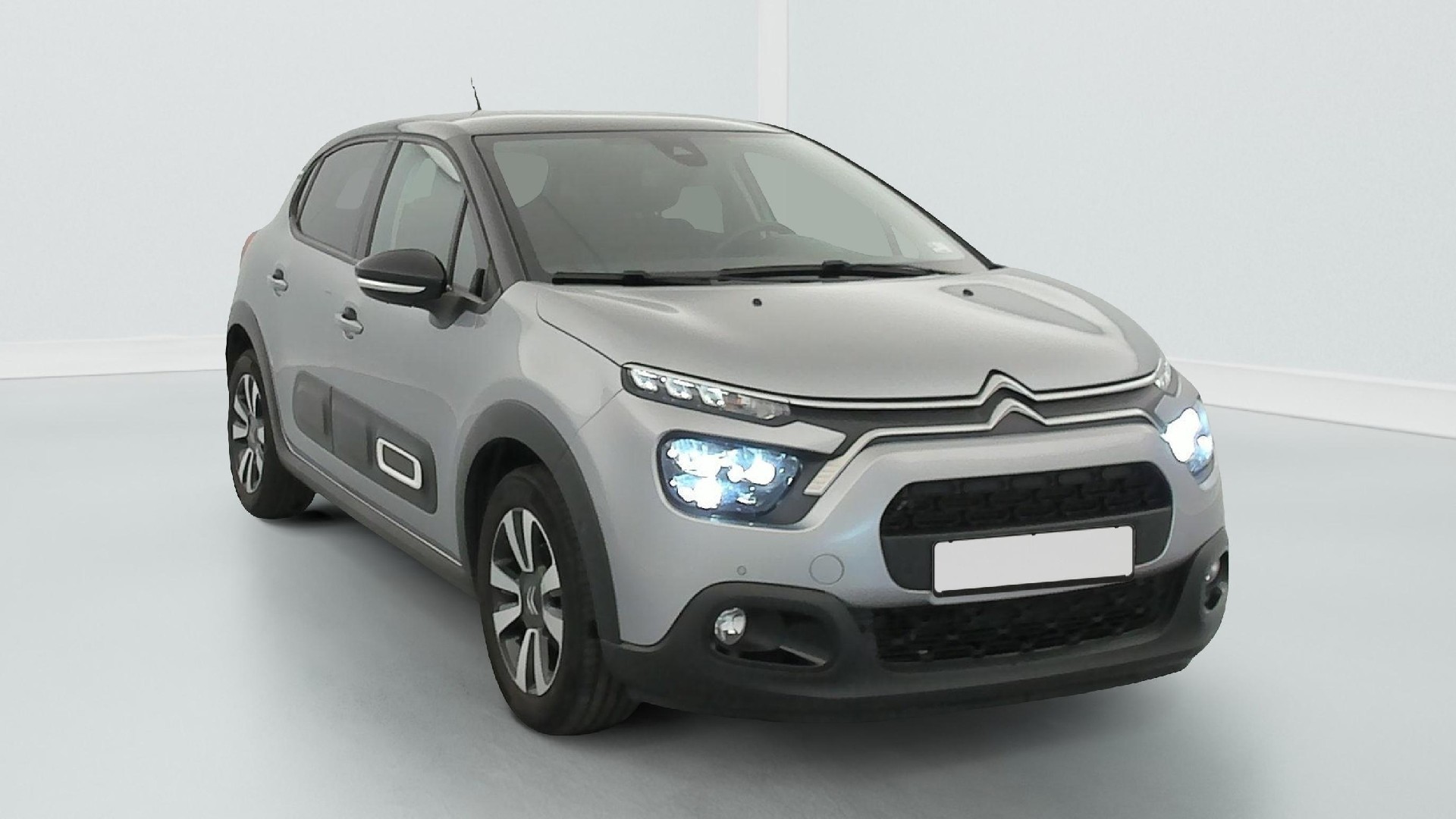 Citroën C3 1.2 Shine - Petrol - Manual - 111 hp - 19.971 km