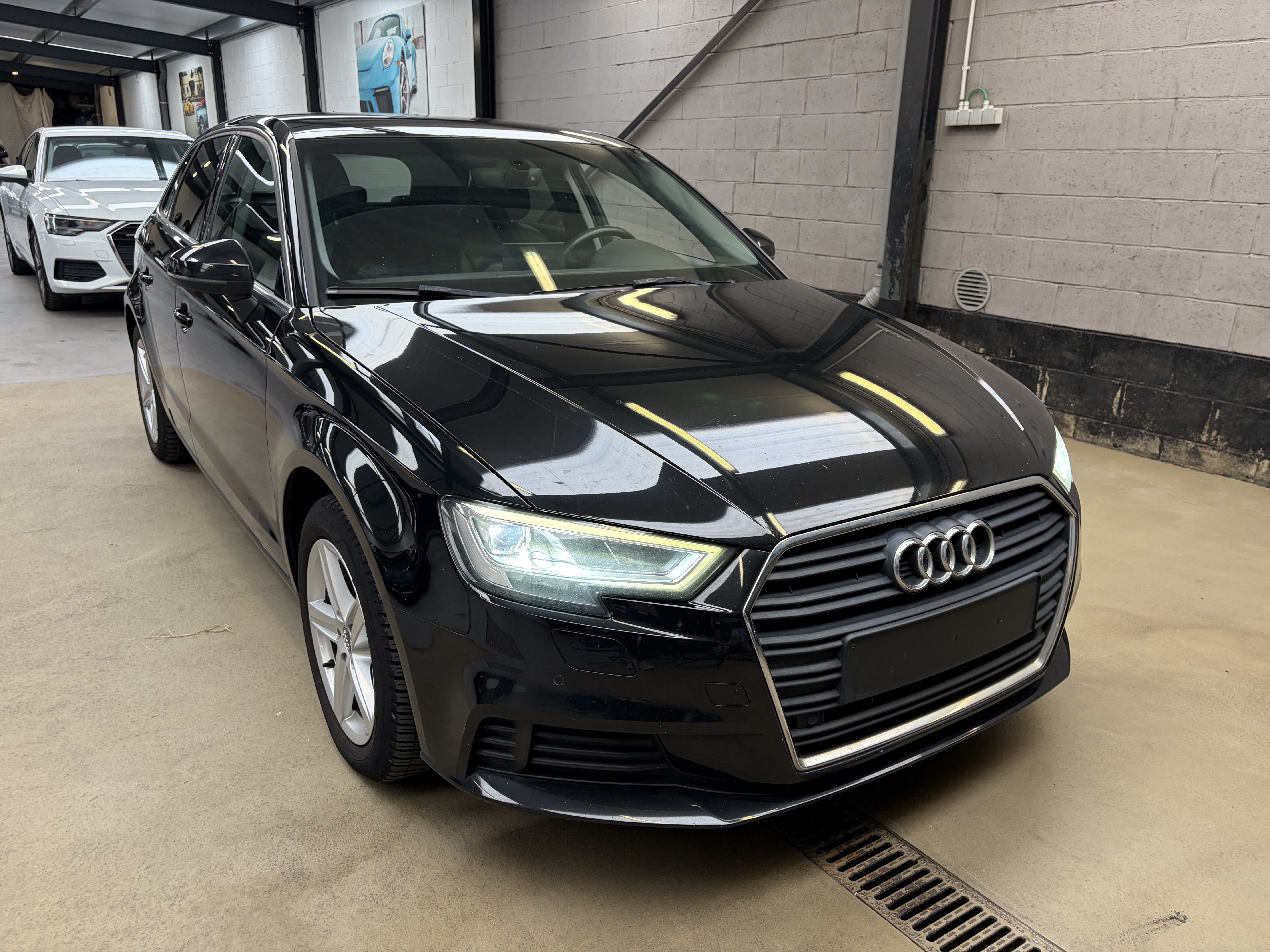 Audi A3 Sportback G-Tron 30 - CNG - Automatic - 131 hp - 148.536 km