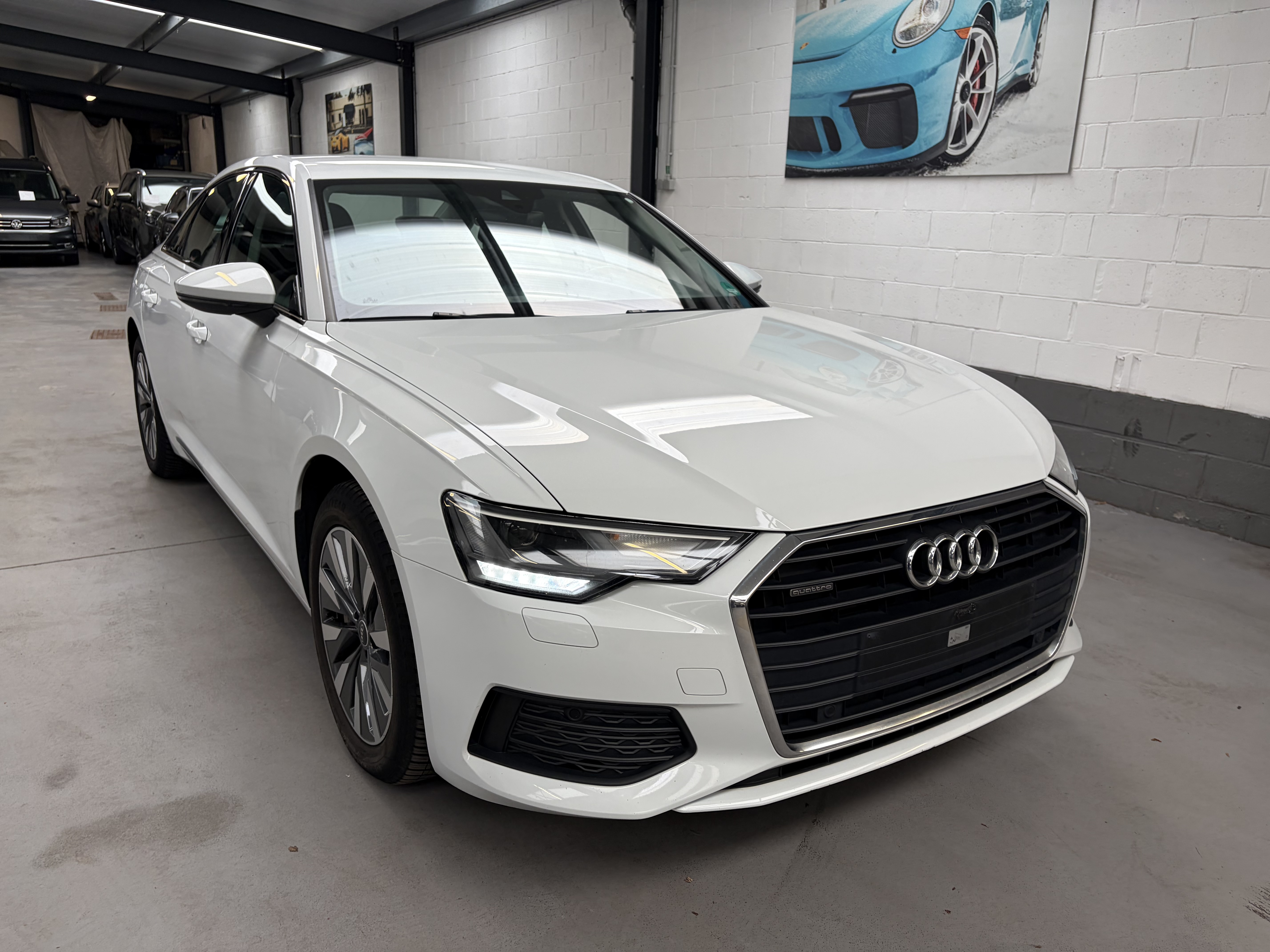 Audi A6 50 TFSIe Attraction - Quattro - Hybrid - Automatic - 265 hp - 177.588 km