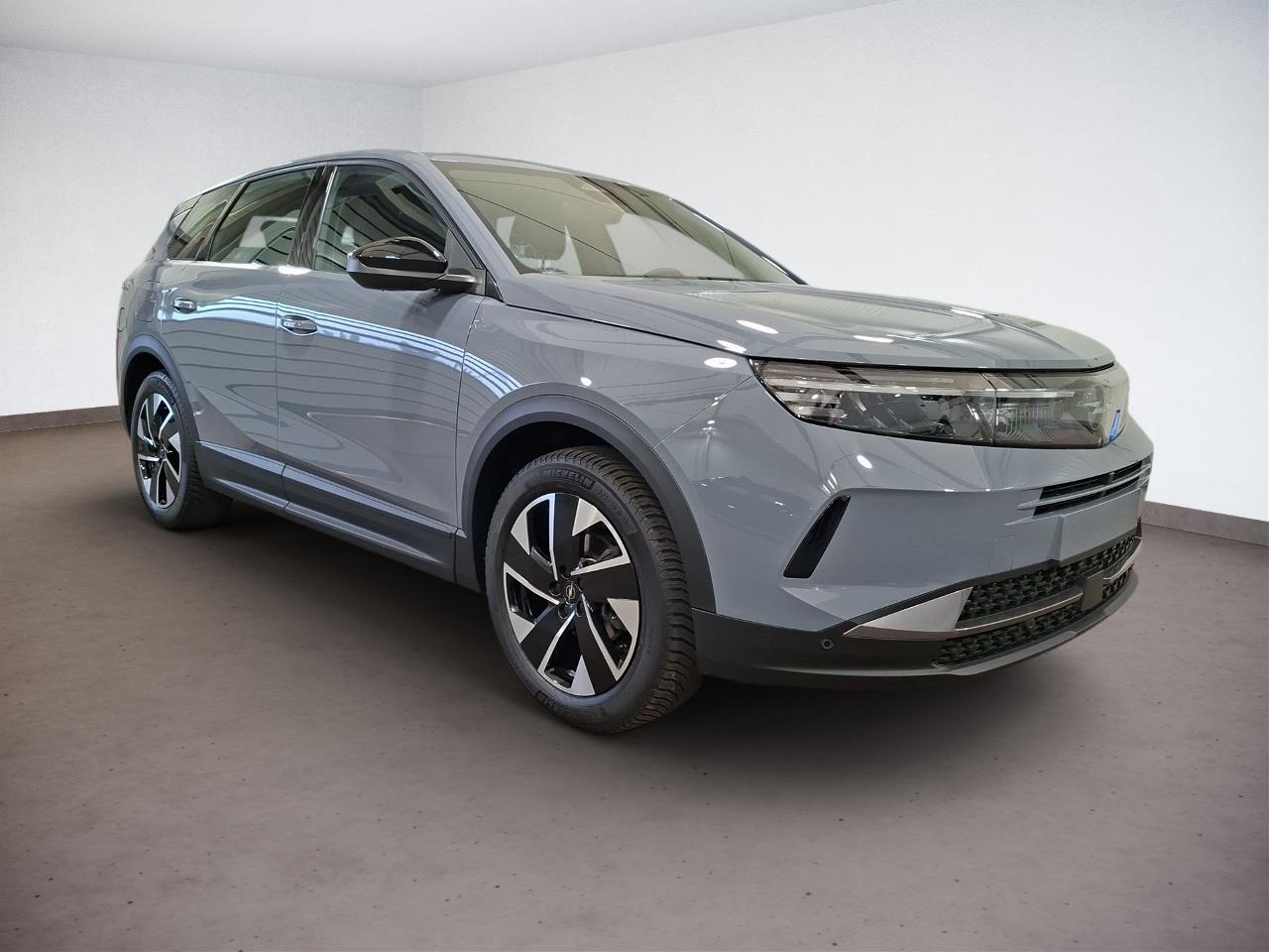 Opel Grandland 1.2 Edition - Petrol - Automatic - 136 hp - 17.679 km