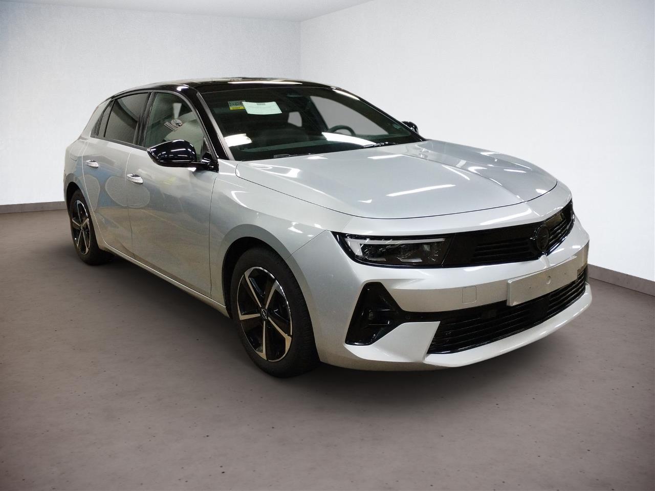 Opel Astra 1.2 GS - Petrol - Automatic - 130 hp - 38.923 km
