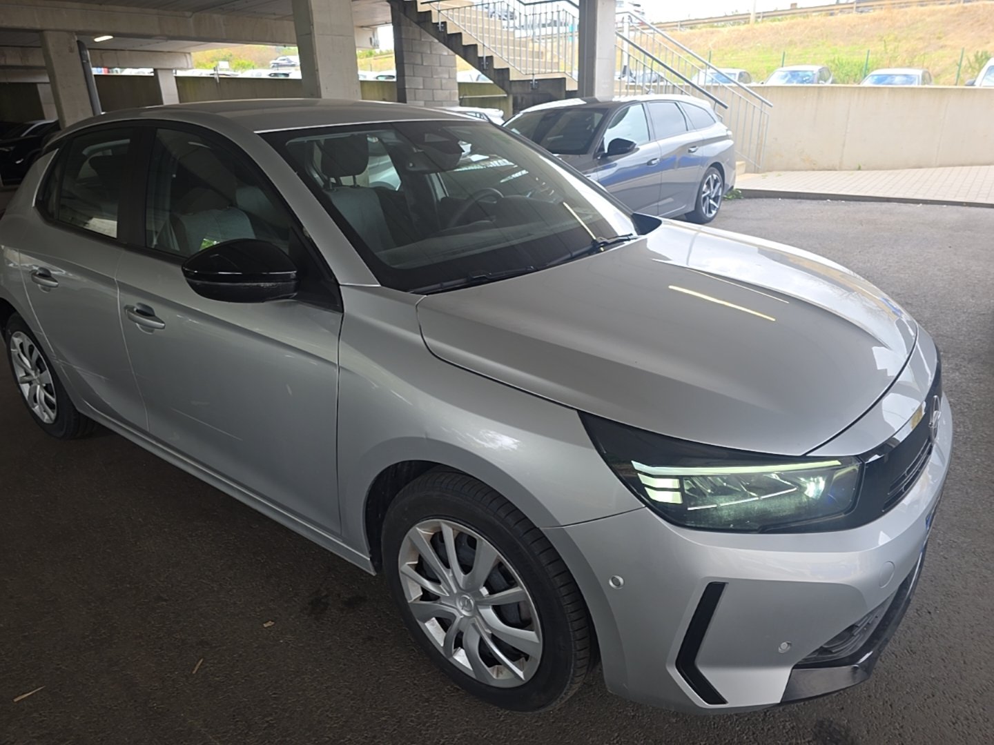Opel Corsa 1.2 Edition - Petrol - Automatic - 100 hp - 12.086 km