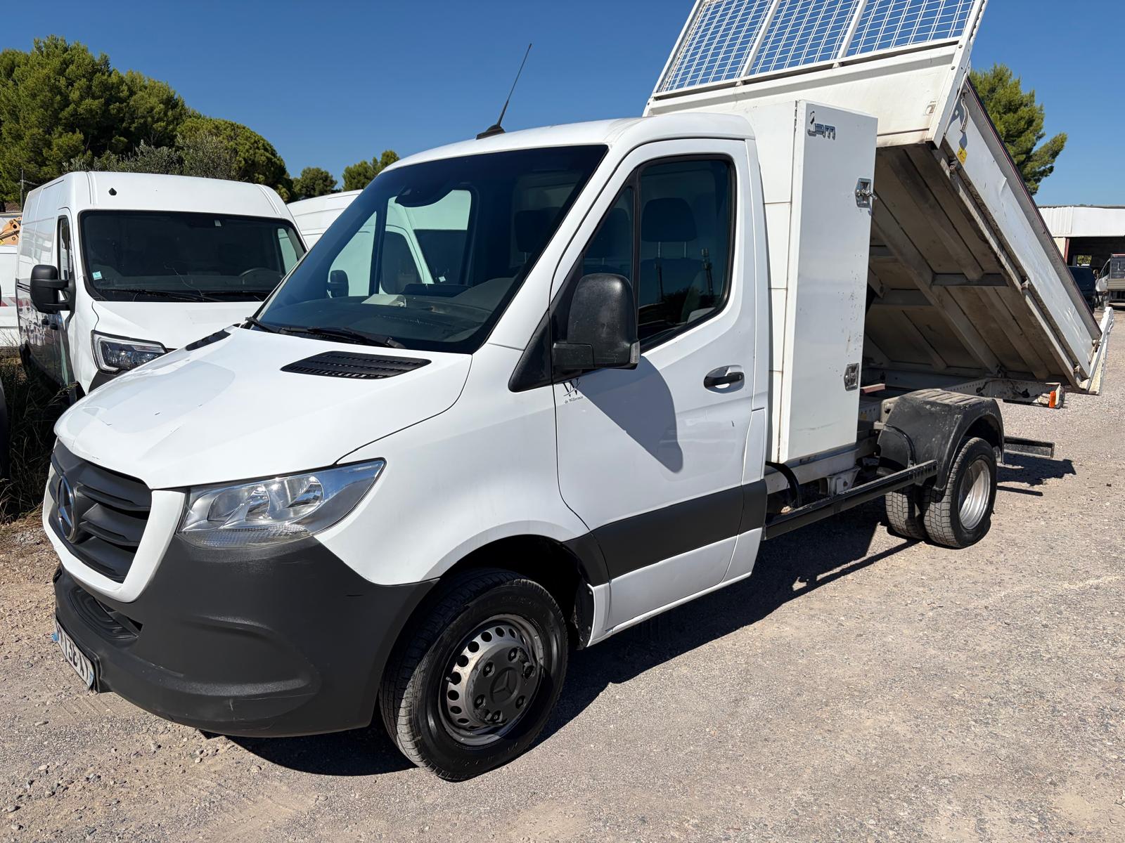 Mercedes-Benz Sprinter chassis cab 514 CDI Pro - Diesel - Manual - 143 hp - 152.294 km