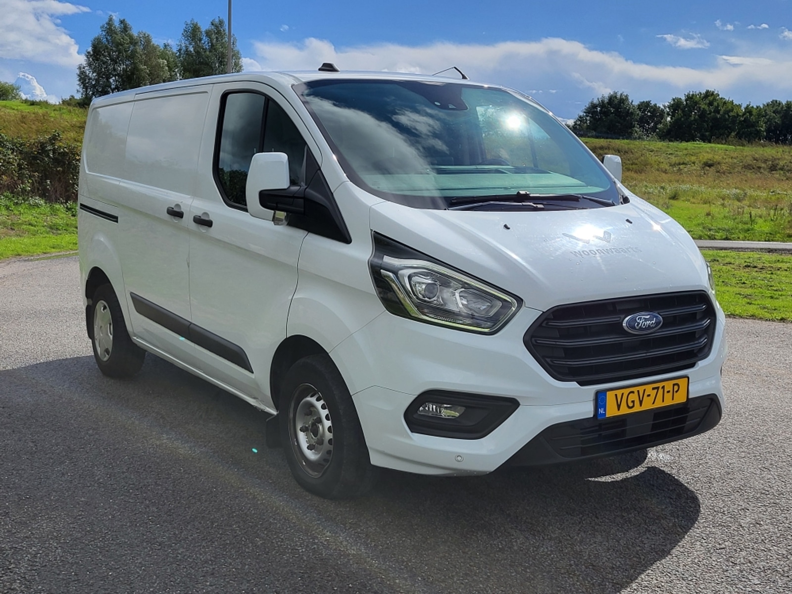 Ford Transit Custom L1H1 2.0 TDCI Trend - Diesel - Manual - 129 hp - 66.713 km