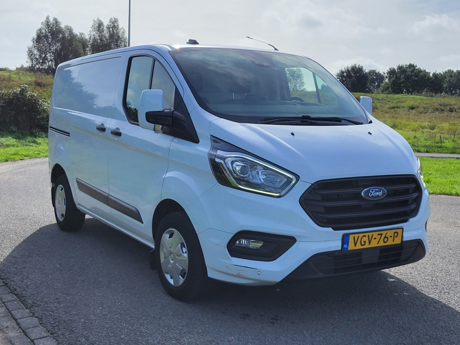 Ford Transit Custom L1H1 2.0 TDCI Trend - Diesel - Manual - 129 hp - 79.394 km
