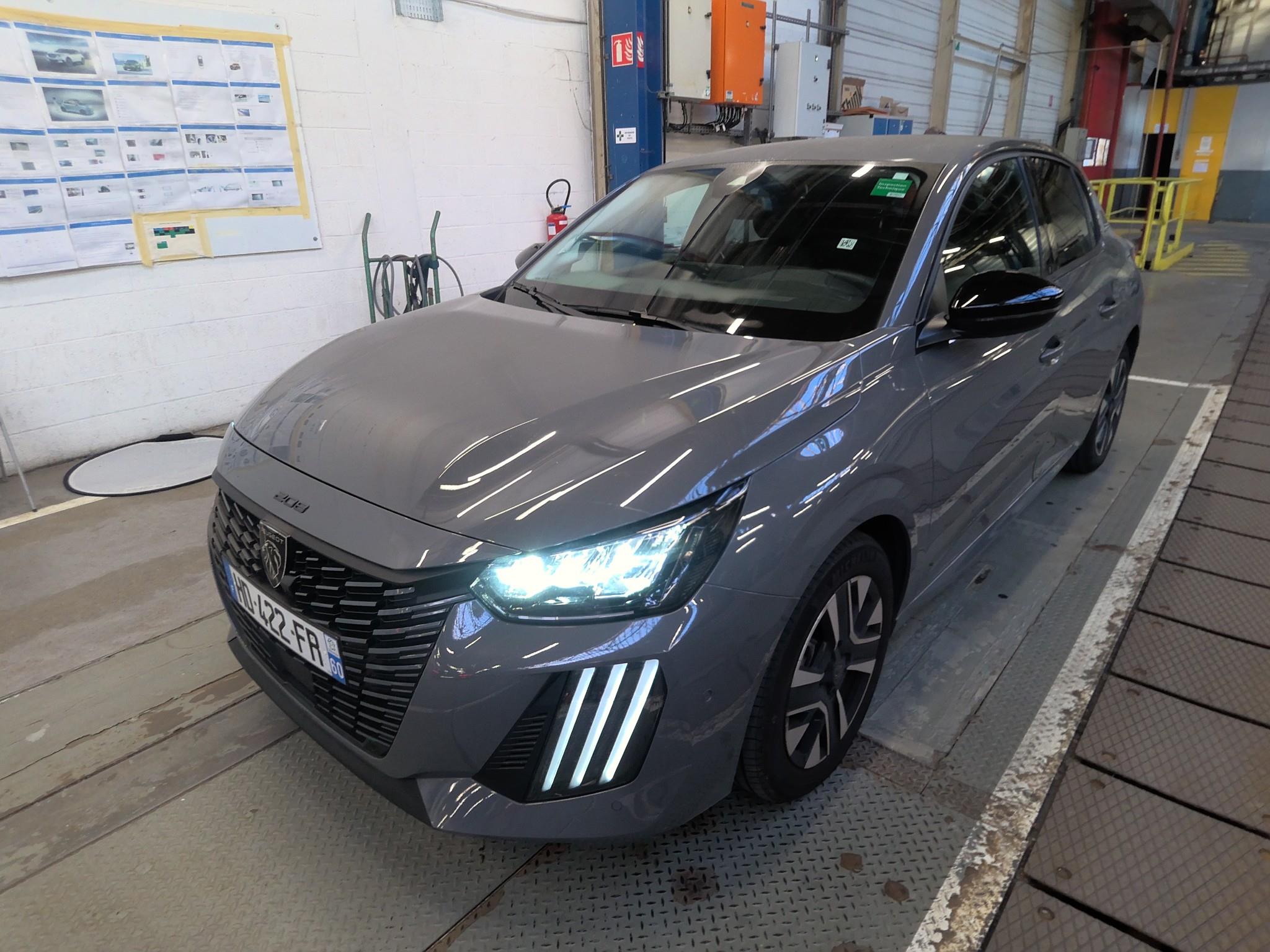 Peugeot 208 1.2 Allure - Petrol - Manual - 100 hp - 12.231 km