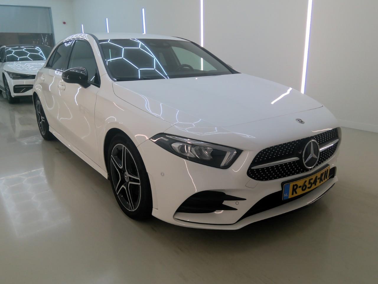 Mercedes-Benz A 180 Business Solution AMG - Petrol - Automatic - 136 hp - 121.685 km