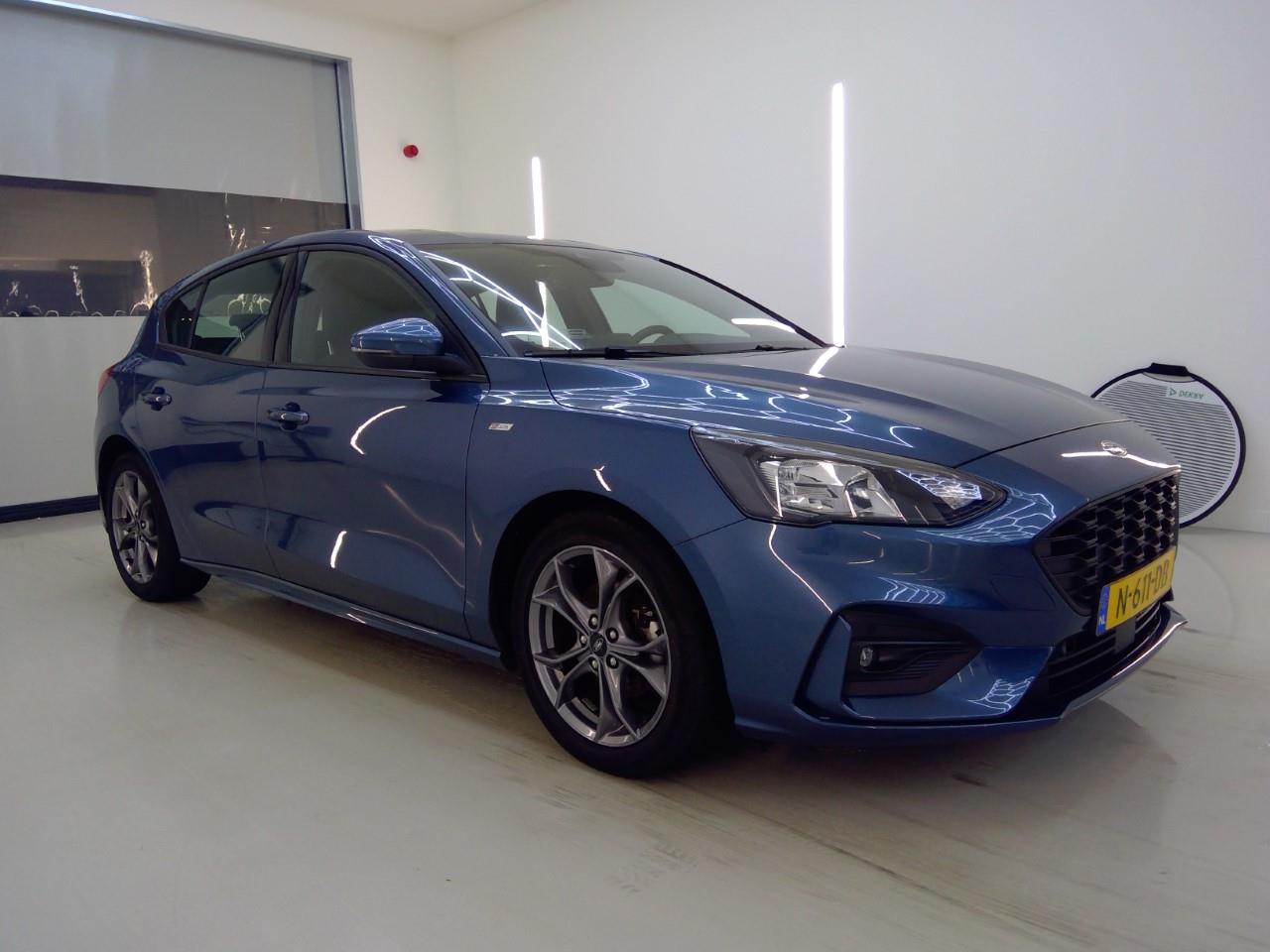 Ford Focus 1.0 EcoBoost ST Line - Petrol - Manual - 125 hp - 51.882 km