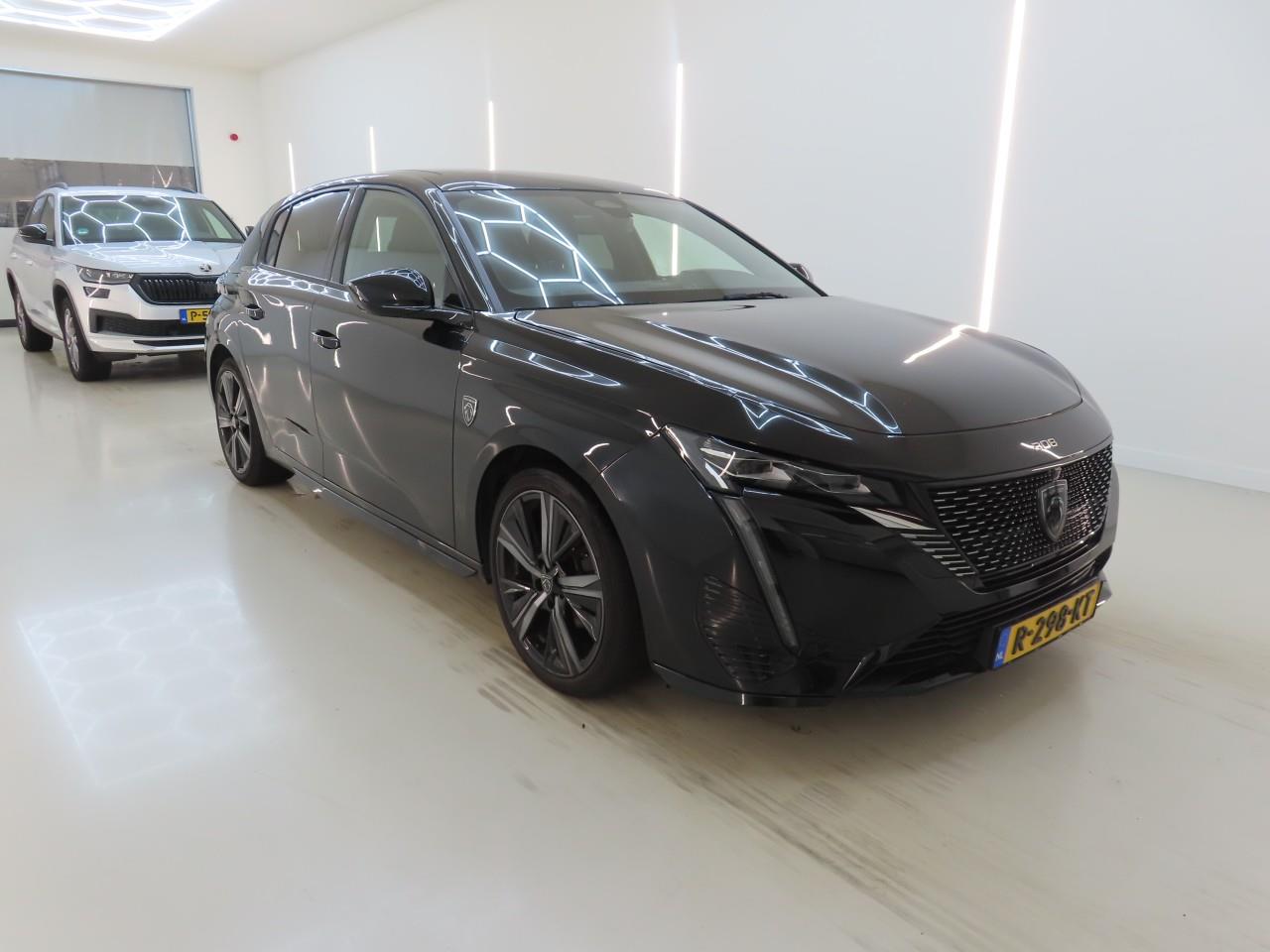 Peugeot 308 1.2i GT - Petrol - Automatic - 131 hp - 133.819 km