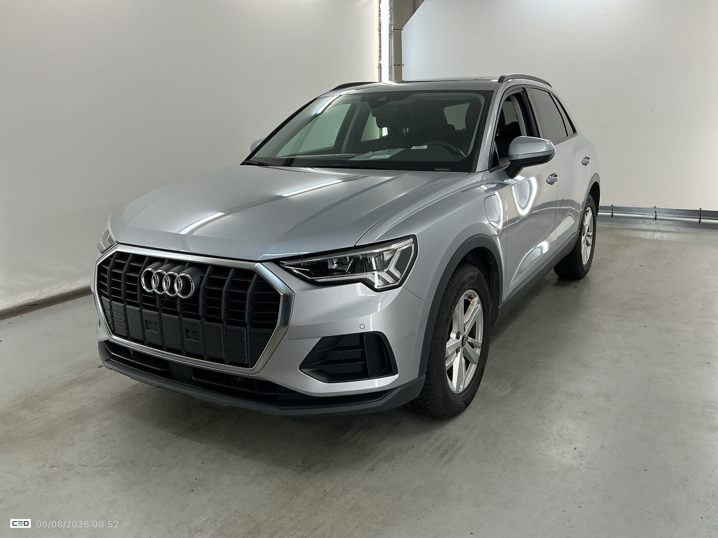 Audi Q3 45 TFSIe Attraction - Hybrid - Automatic - 150 hp - 166.954 km