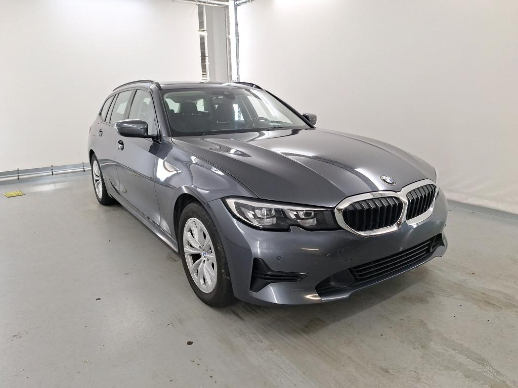 BMW 3 Series Touring 318i Lounge - Petrol - Automatic - 156 hp - 139.876 km