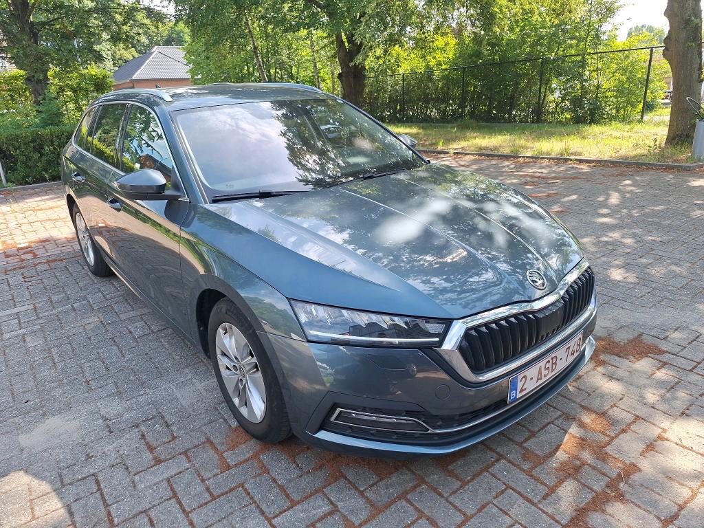 Skoda Octavia Combi 2.0 TDI Ambition - Diesel - Manual - 115 hp - 192.638 km