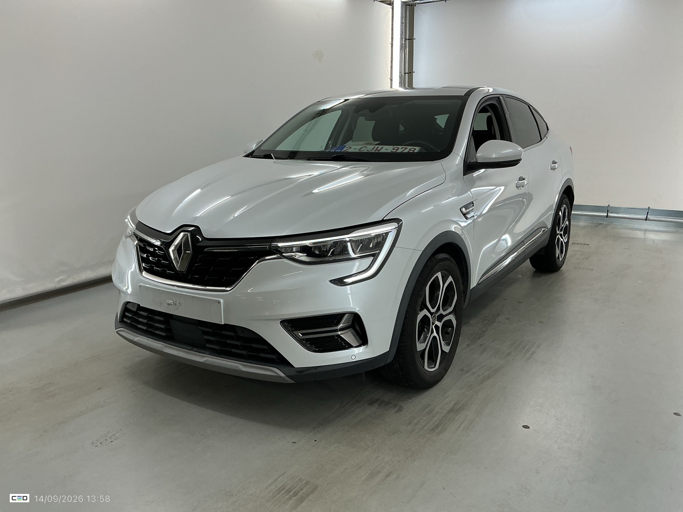 Renault Arkana 1.6i Intens - Hybrid - Automatic - 94 hp - 111.387 km
