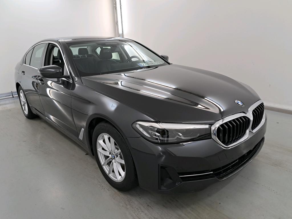 BMW 5 Series 518d Lounge - Diesel - Automatic - 150 hp - 83.692 km