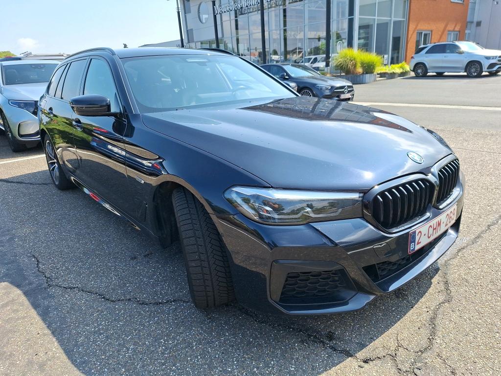 BMW 5 Series Touring 530e M-Pack - xDrive - Hybrid - Automatic - 231 hp - 141.765 km