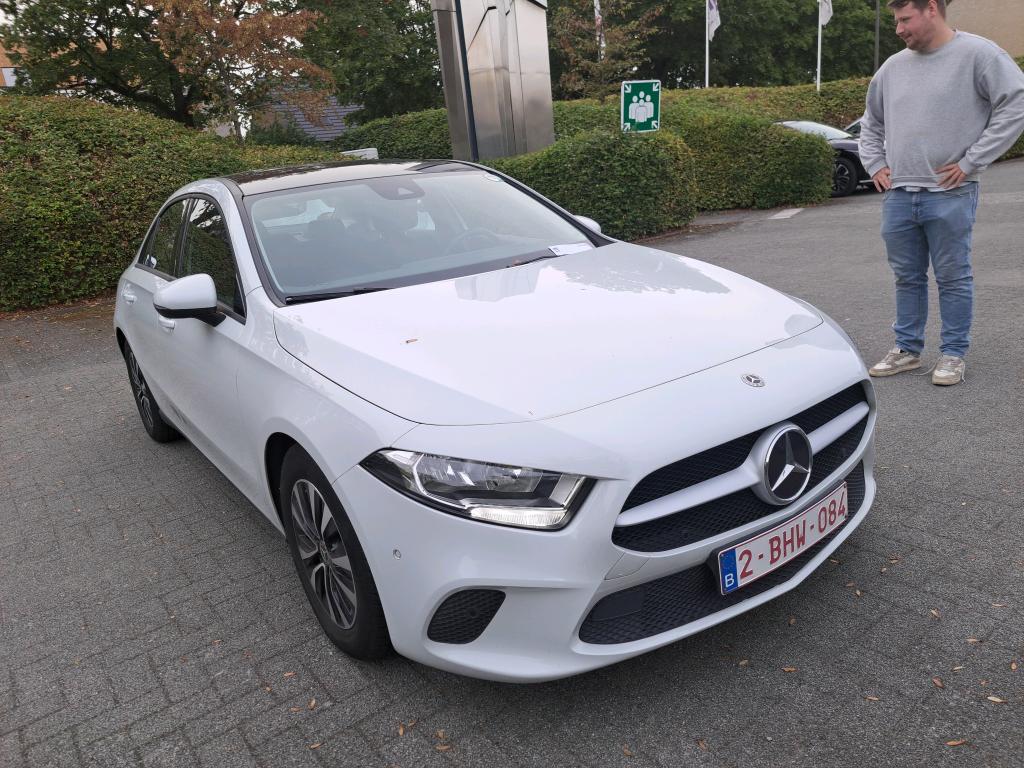Mercedes-Benz A 180d Business Solution - Diesel - Automatic - 116 hp - 75.310 km