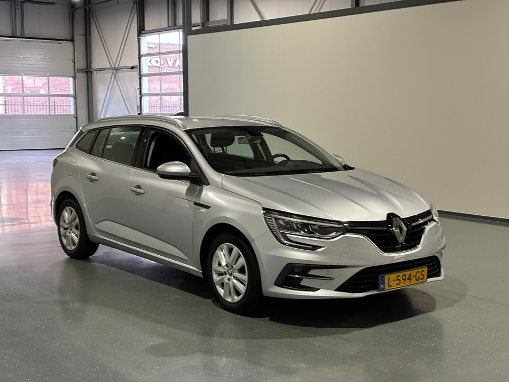 Renault Megane Grandtour 1.3 TCe Zen - Petrol - Automatic - 140 hp - 64.535 km