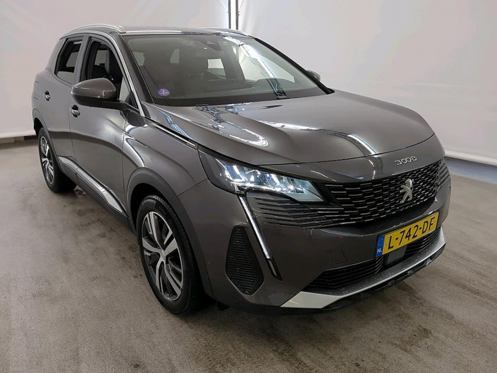 Peugeot 3008 1.2i Allure - Petrol - Automatic - 131 hp - 87.299 km
