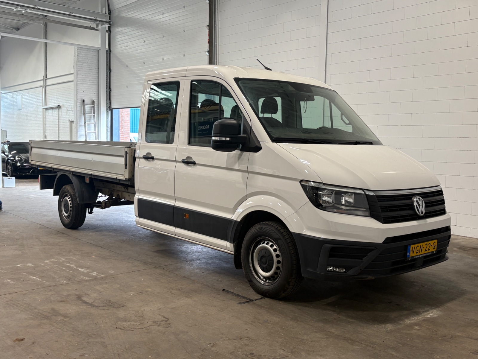 Volkswagen Crafter 2.0 TDI - Diesel - Automatic - 177 hp - 172.977 km