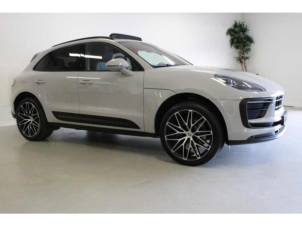 Porsche Macan 2.0 - Petrol - Automatic - 265 hp - 91.361 km