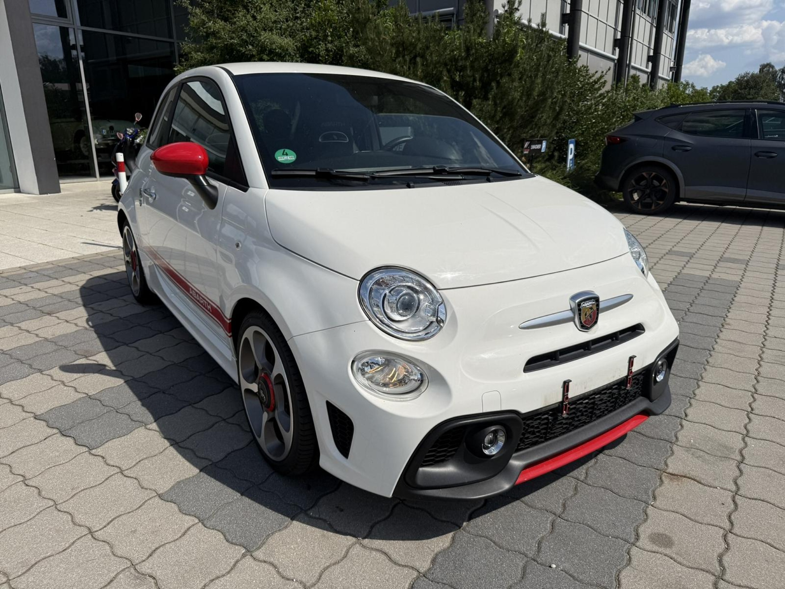 Abarth 595 1.4 T-jet Turismo - Petrol - Automatic - 165 hp - 46.221 km