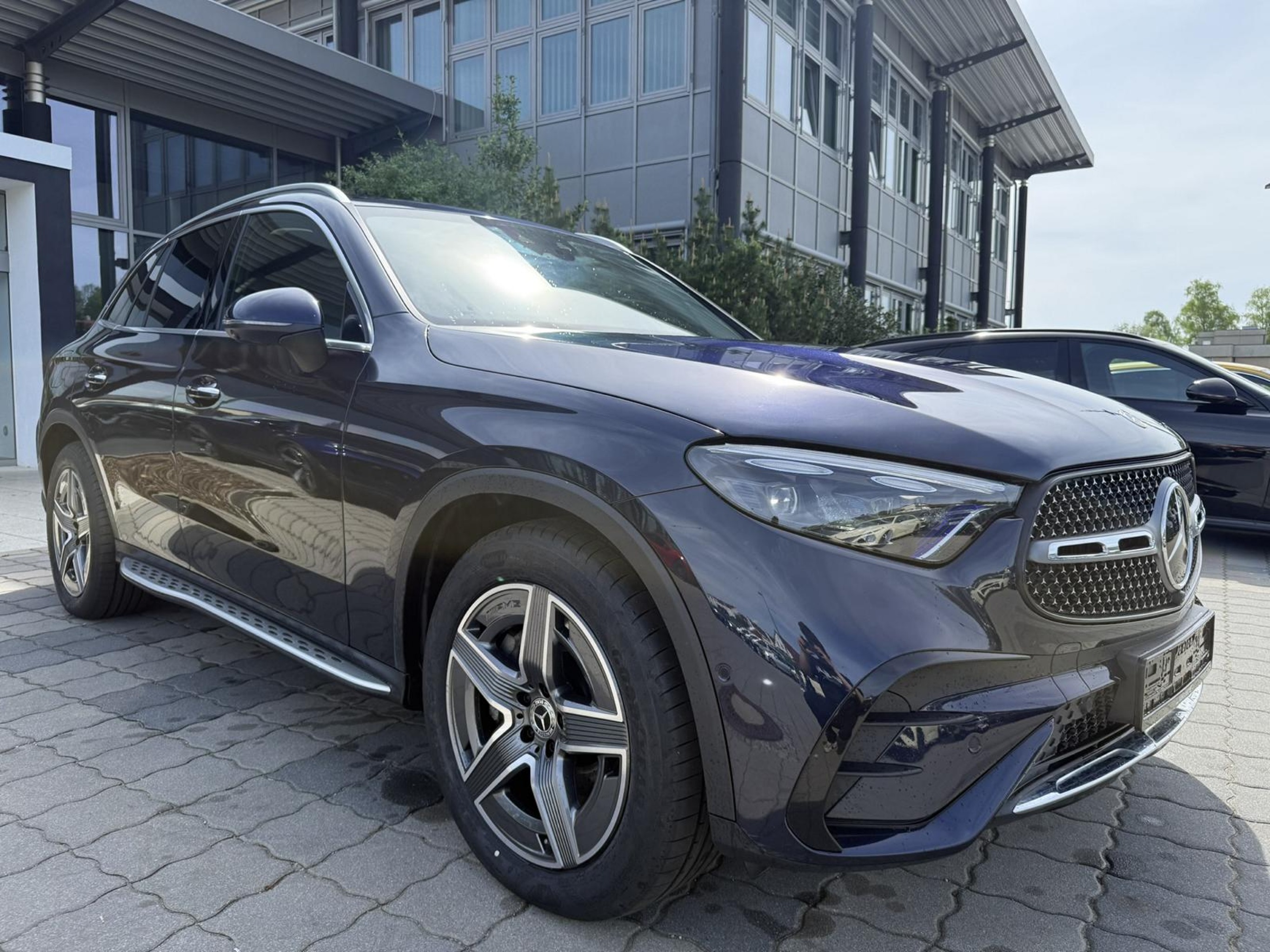 Mercedes-Benz GLC 220d AMG Line - 4-Matic - Diesel - Automatic - 197 hp - 87.027 km